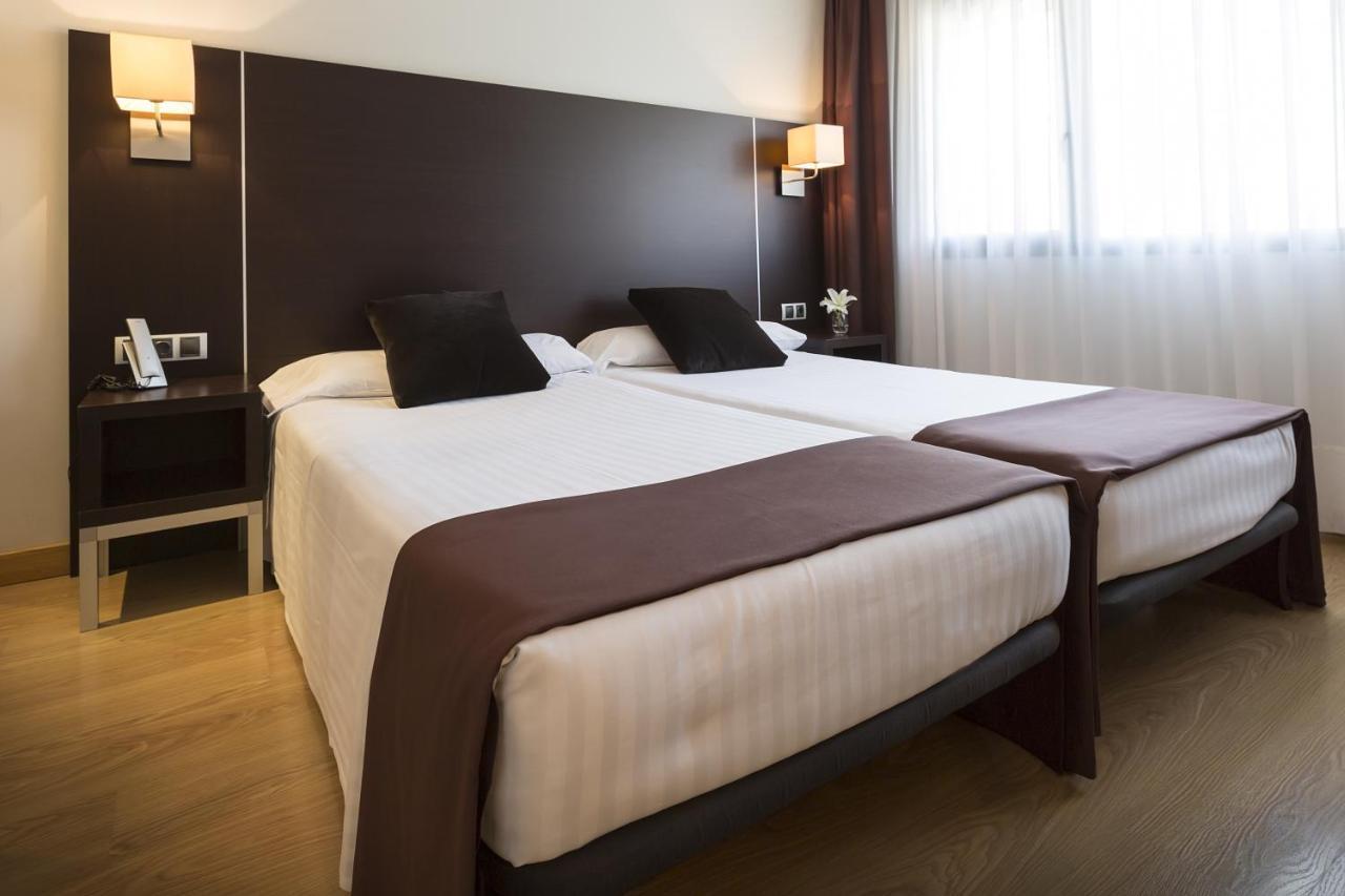 Hotel Plazaola Irurtzun Zewnętrze zdjęcie