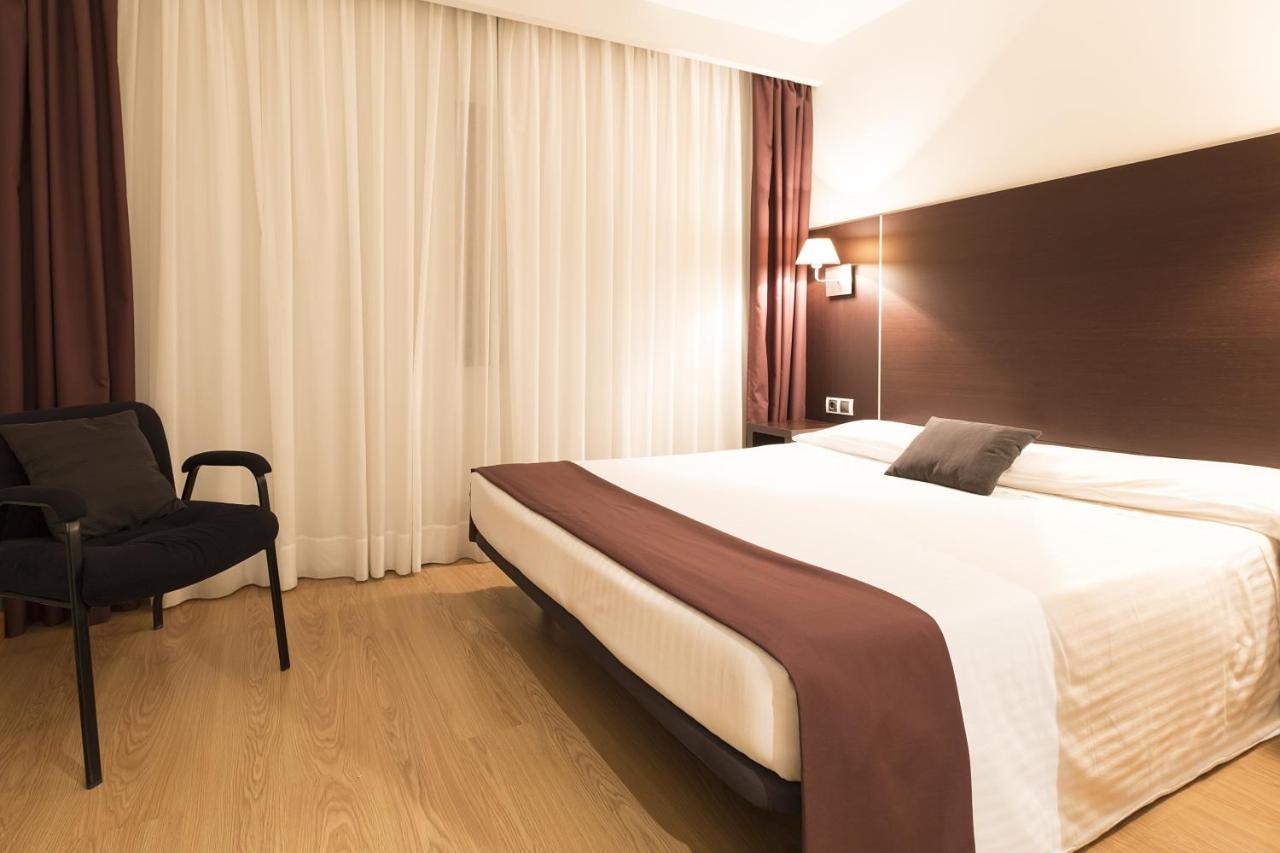 Hotel Plazaola Irurtzun Zewnętrze zdjęcie