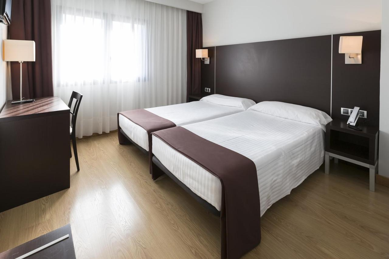 Hotel Plazaola Irurtzun Zewnętrze zdjęcie