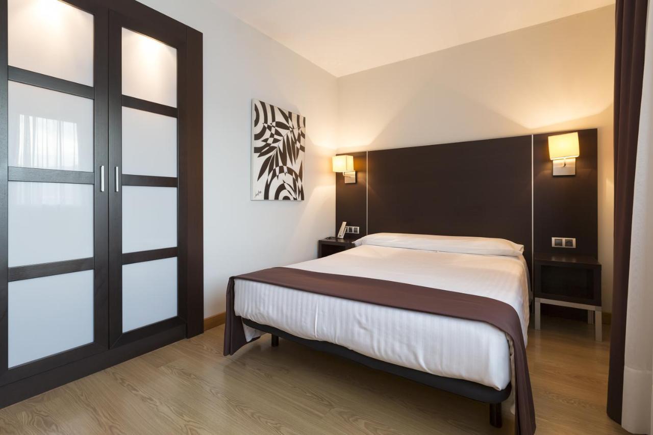 Hotel Plazaola Irurtzun Zewnętrze zdjęcie