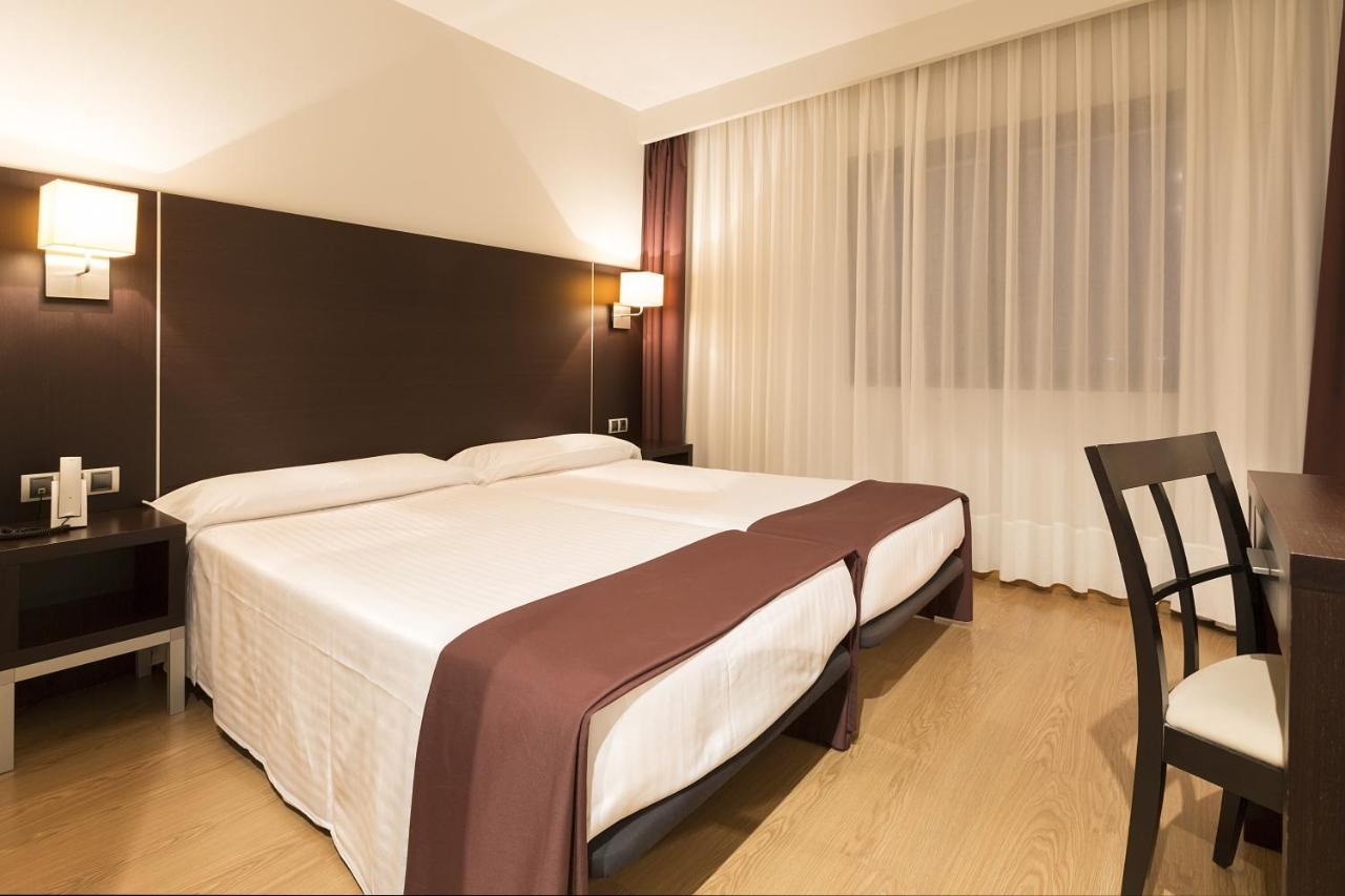 Hotel Plazaola Irurtzun Zewnętrze zdjęcie