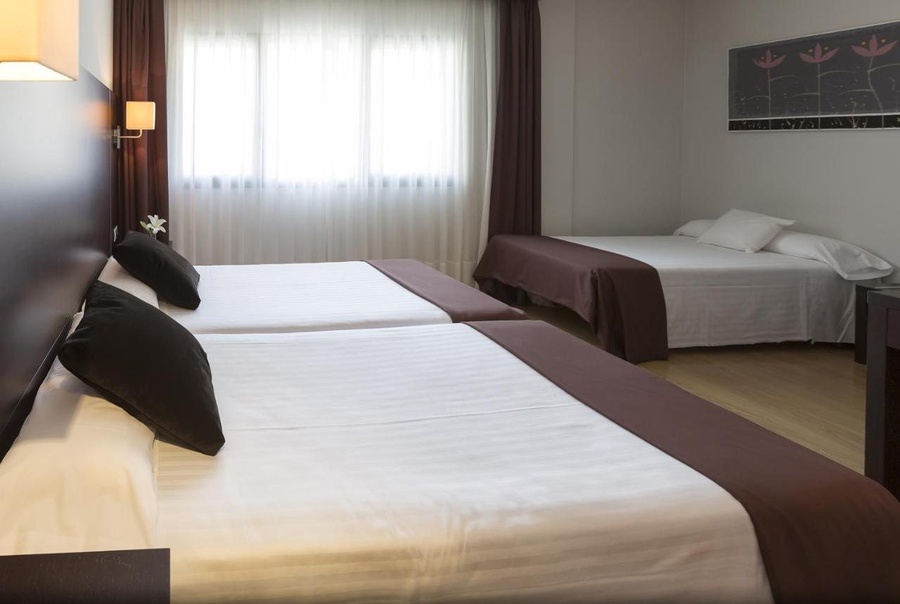 Hotel Plazaola Irurtzun Zewnętrze zdjęcie