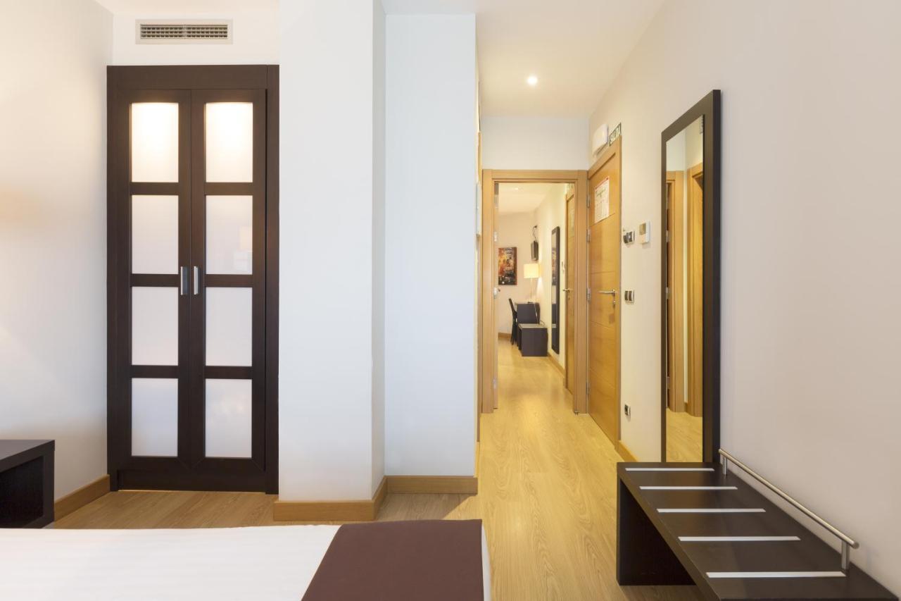 Hotel Plazaola Irurtzun Zewnętrze zdjęcie