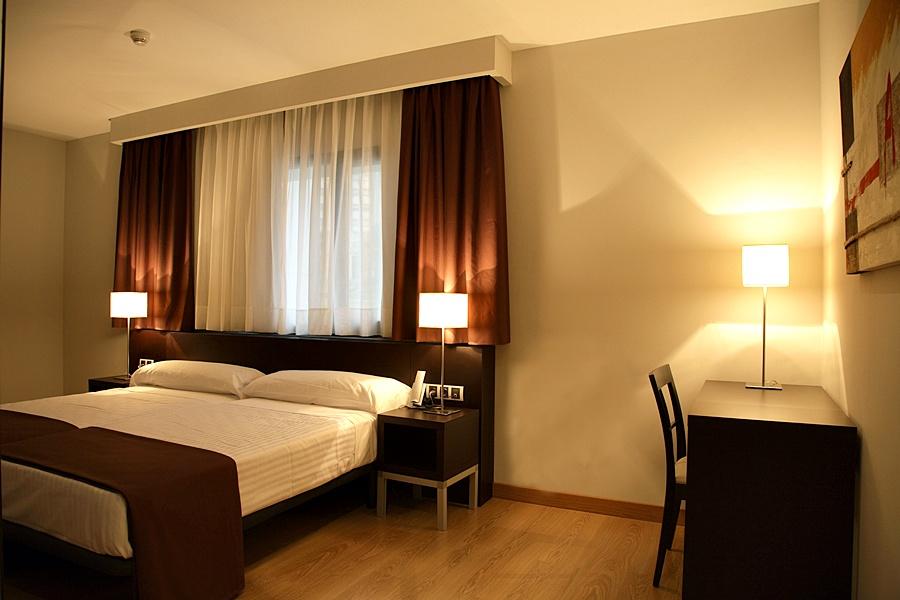 Hotel Plazaola Irurtzun Zewnętrze zdjęcie